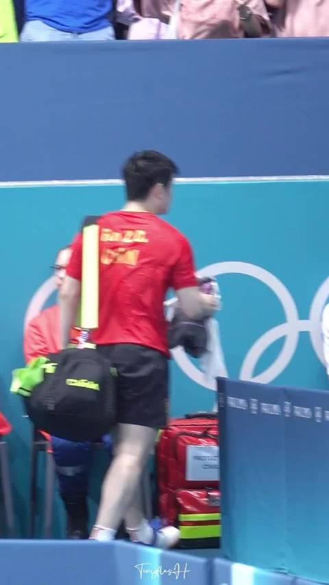 孙颖莎王楚钦默契成焦点，张继科技术传承引热