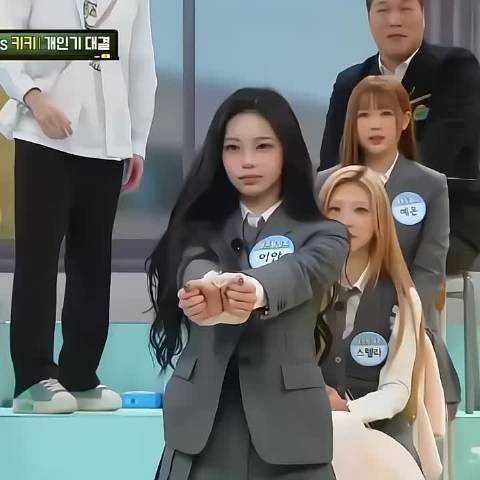 王楚钦新发型亮相哈萨克斯坦赛 赛场表现引热议