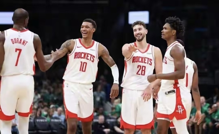 火箭季后赛晋级无悬念 续约难题成休赛期关键挑